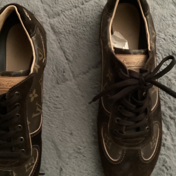 Louis Vuitton Men’s Energie Sneaker Brown Leather LV size 9 - Picture 10 of 11